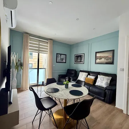 Luxury 2br Flat - Near & Nightlife * スリーマ